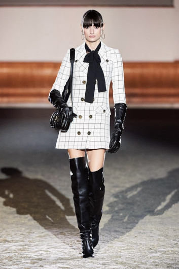 Fotoservizio/FW 21-22/WOMEN/SFILATA/ELISABETTA FRANCHI/DP2/42