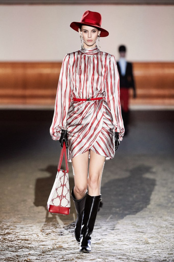 Fotoservizio/FW 21-22/WOMEN/SFILATA/ELISABETTA FRANCHI/DP2/37