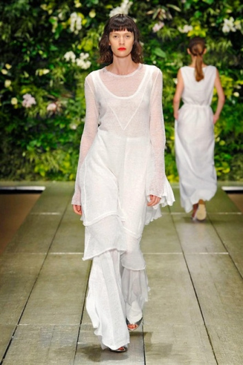 Fotoservizio/SS 2016/WOMEN/LAURA BIAGIOTTI/DP1/46