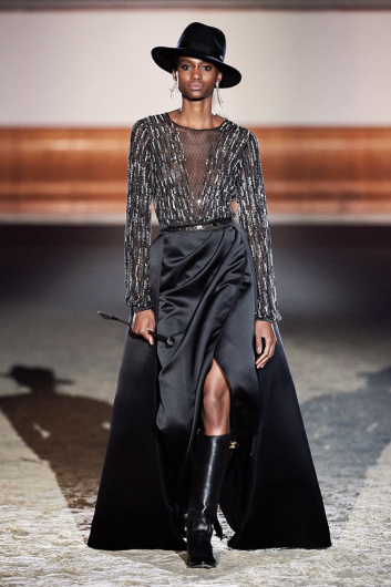 Fotoservizio/FW 21-22/WOMEN/SFILATA/ELISABETTA FRANCHI/DP2/57