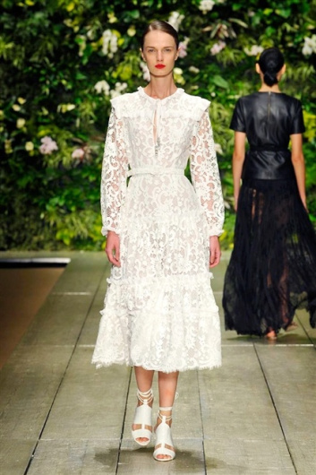 Fotoservizio/SS 2016/WOMEN/LAURA BIAGIOTTI/DP1/50
