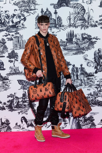 Fotoservizio/FW 21-22/WOMEN/SFILATA/PHILIPP PLEIN/DP2/40