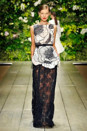 Fotoservizio/SS 2016/WOMEN/LAURA BIAGIOTTI/DP1/51