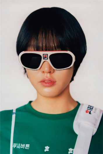 Fotoservizio/FW 21-22/WOMEN/PRESENTAZIONE/PUSH BUTTON FOR FILA KOREA/DP2/25