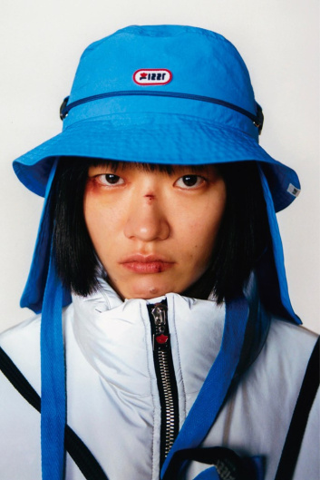 Fotoservizio/FW 21-22/WOMEN/PRESENTAZIONE/PUSH BUTTON FOR FILA KOREA/DP2/37