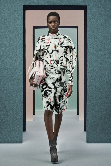 Fotoservizio/FW 21-22/WOMEN/SFILATA/PORTS 1961/DP2/7