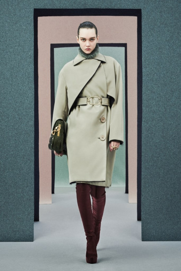 Fotoservizio/FW 21-22/WOMEN/SFILATA/PORTS 1961/DP2/20