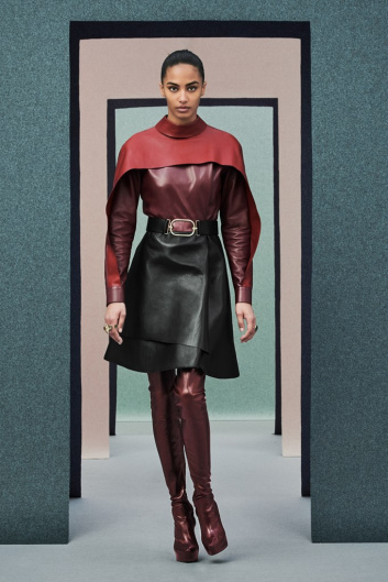 Fotoservizio/FW 21-22/WOMEN/SFILATA/PORTS 1961/DP2/28