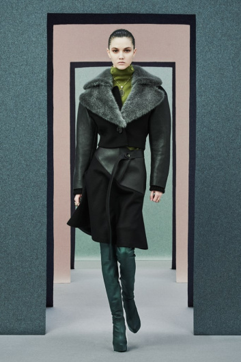 Fotoservizio/FW 21-22/WOMEN/SFILATA/PORTS 1961/DP2/29