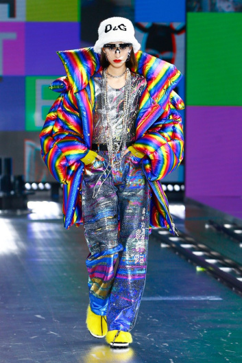 Fotoservizio/FW 21-22/WOMEN/SFILATA/DOLCE & GABBANA/DP2/1