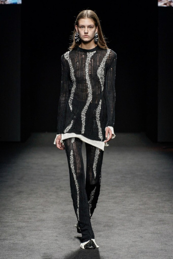 Fotoservizio/SS 2021/WOMEN/SFILATA/SIMONA MARZIALI - MRZ/DP2/1