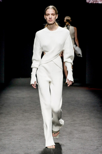 Fotoservizio/SS 2021/WOMEN/SFILATA/SIMONA MARZIALI - MRZ/DP2/2