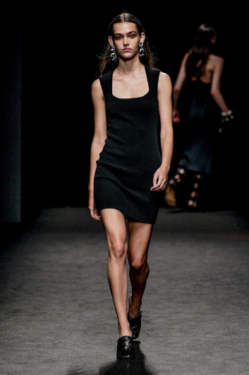 Fotoservizio/SS 2021/WOMEN/SFILATA/SIMONA MARZIALI - MRZ/DP2/1