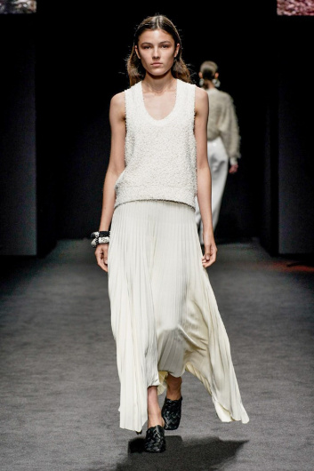 Fotoservizio/SS 2021/WOMEN/SFILATA/SIMONA MARZIALI - MRZ/DP2/4