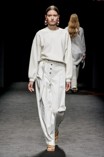 Fotoservizio/SS 2021/WOMEN/SFILATA/SIMONA MARZIALI - MRZ/DP2/2