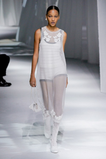 Fotoservizio/SS 2021/WOMEN/SFILATA/FENDI/DP2/7