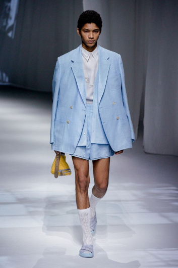 Fotoservizio/SS 2021/WOMEN/SFILATA/FENDI/DP2/8