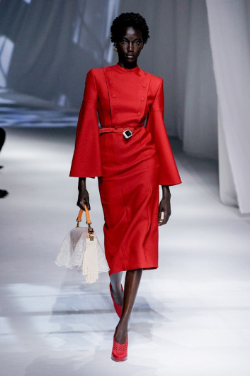 Fotoservizio/SS 2021/WOMEN/SFILATA/FENDI/DP2/6