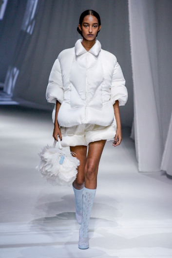 Fotoservizio/SS 2021/WOMEN/SFILATA/FENDI/DP2/3