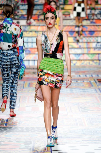 Fotoservizio/SS 2021/WOMEN/SFILATA/DOLCE & GABBANA/DP2/2