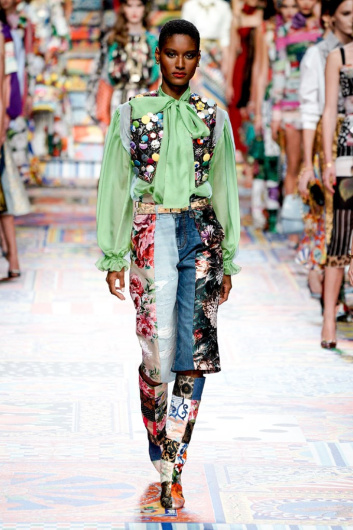 Fotoservizio/SS 2021/WOMEN/SFILATA/DOLCE & GABBANA/DP2/2