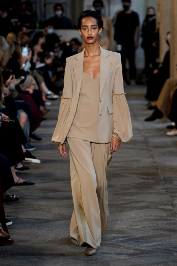 Fotoservizio/SS 2021/WOMEN/SFILATA/MAX MARA/DP2/0