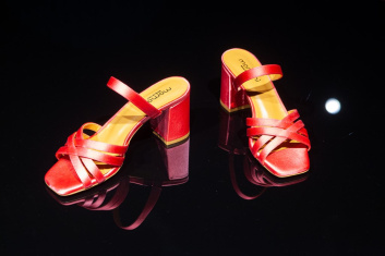 Fotoservizio/SS 2021/WOMEN/PRESENTAZIONE/MOMONI/DP2/13