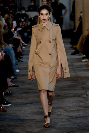 Fotoservizio/SS 2021/WOMEN/SFILATA/MAX MARA/DP2/8