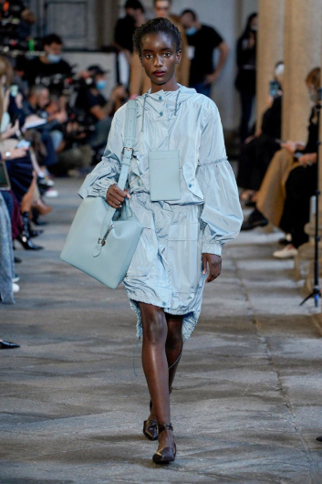 Fotoservizio/SS 2021/WOMEN/SFILATA/MAX MARA/DP2/16