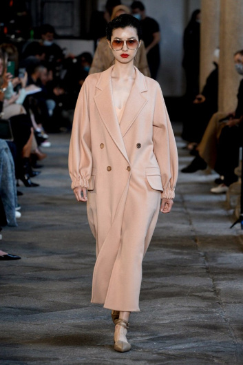 Fotoservizio/SS 2021/WOMEN/SFILATA/MAX MARA/DP2/13