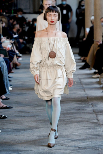 Fotoservizio/SS 2021/WOMEN/SFILATA/MAX MARA/DP2/10