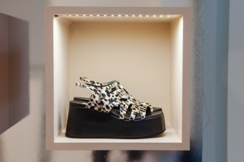 Fotoservizio/SS 2021/WOMEN/PRESENTAZIONE/AGL/DP2/10