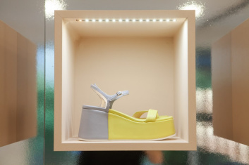 Fotoservizio/SS 2021/WOMEN/PRESENTAZIONE/AGL/DP2/20