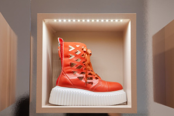 Fotoservizio/SS 2021/WOMEN/PRESENTAZIONE/AGL/DP2/12