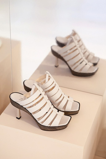 Fotoservizio/SS 2021/WOMEN/PRESENTAZIONE/AGL/DP2/24
