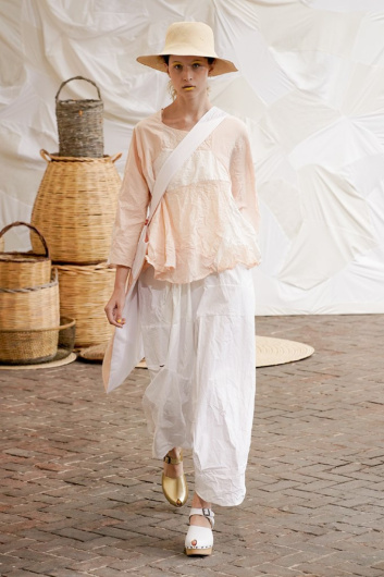 Fotoservizio/SS 2021/WOMEN/SFILATA/DANIELA GREGIS/DP2/6