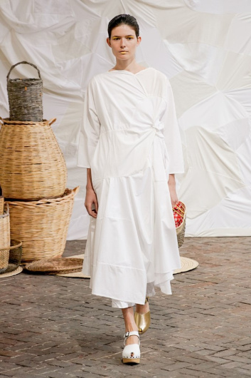 Fotoservizio/SS 2021/WOMEN/SFILATA/DANIELA GREGIS/DP2/1