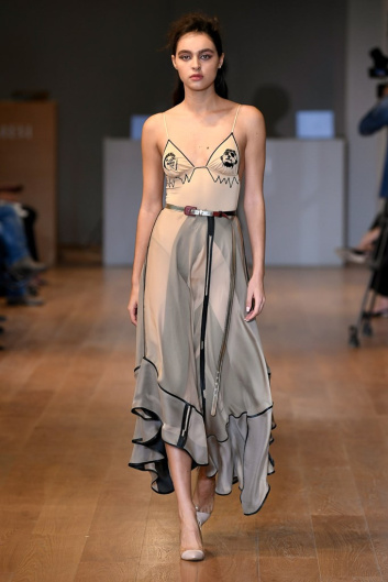 Fotoservizio/SS 2021/WOMEN/SFILATA/FRANCESCA LIBERATORE/DP2/2