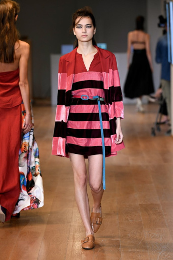 Fotoservizio/SS 2021/WOMEN/SFILATA/FRANCESCA LIBERATORE/DP2/1