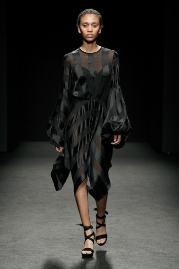 Fotoservizio/SS 2021/WOMEN/SFILATA/BUDAPEST SELECT/DP2/2