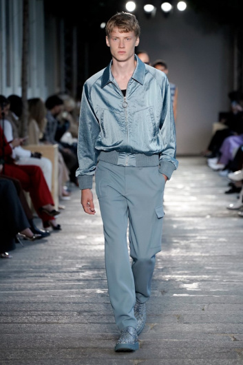 Fotoservizio/SS 2021/WOMEN/SFILATA/BOSS/DP2/8