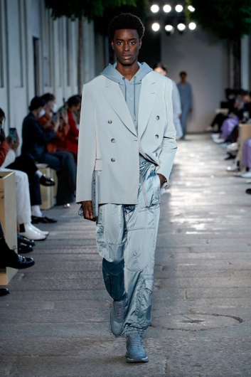 Fotoservizio/SS 2021/WOMEN/SFILATA/BOSS/DP2/1