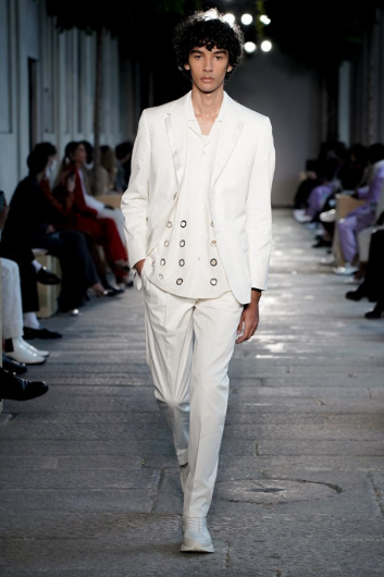 Fotoservizio/SS 2021/WOMEN/SFILATA/BOSS/DP2/3