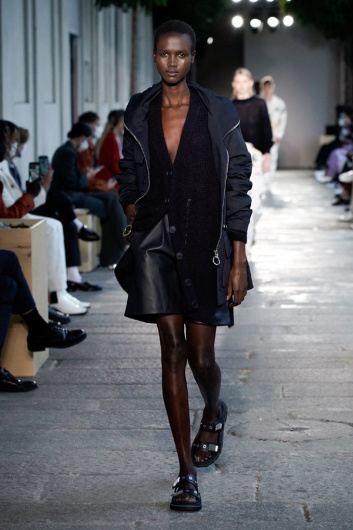 Fotoservizio/SS 2021/WOMEN/SFILATA/BOSS/DP2/2