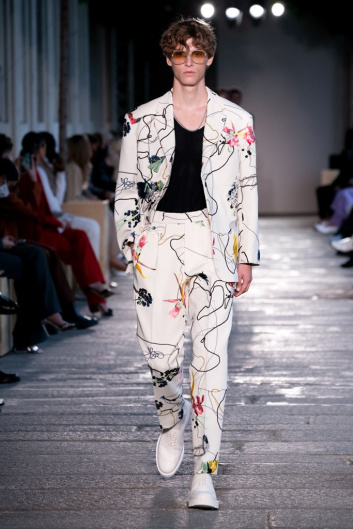 Fotoservizio/SS 2021/WOMEN/SFILATA/BOSS/DP2/28