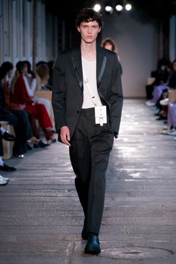 Fotoservizio/SS 2021/WOMEN/SFILATA/BOSS/DP2/33