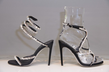 Fotoservizio/SS 2021/WOMEN/APPUNTAMENTO/RENÉ CAOVILLA/DP2/15