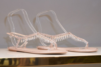 Fotoservizio/SS 2021/WOMEN/APPUNTAMENTO/RENÉ CAOVILLA/DP2/16