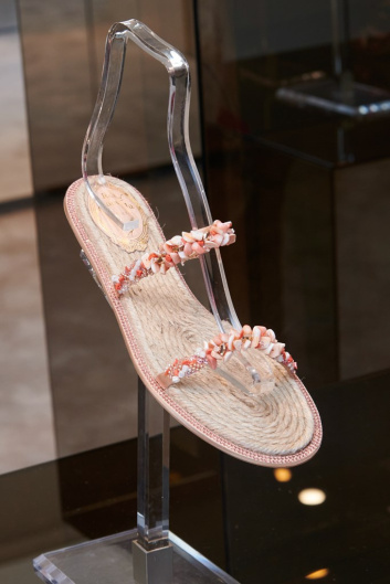 Fotoservizio/SS 2021/WOMEN/APPUNTAMENTO/RENÉ CAOVILLA/DP2/22