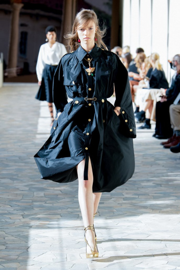 Fotoservizio/SS 2021/WOMEN/SFILATA/PORTS 1961/DP2/2